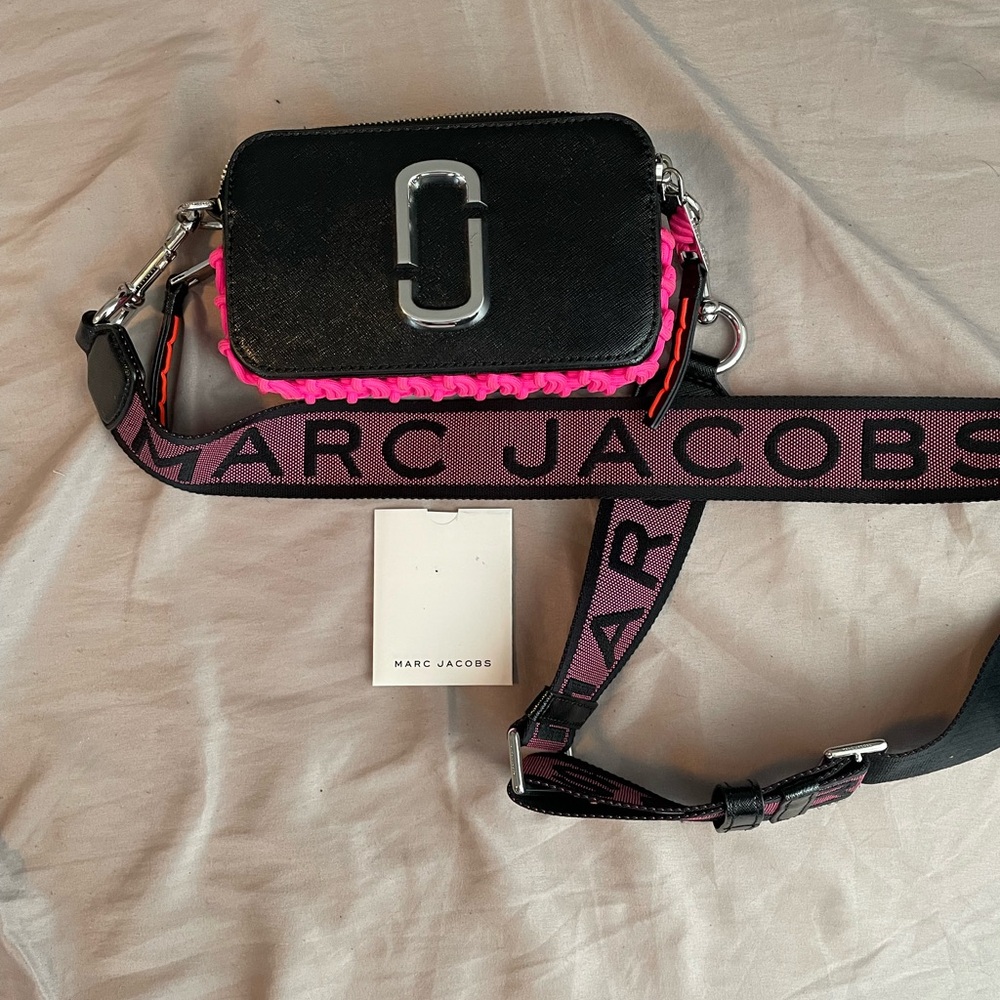 Marc Jacobs Camera Crossbody